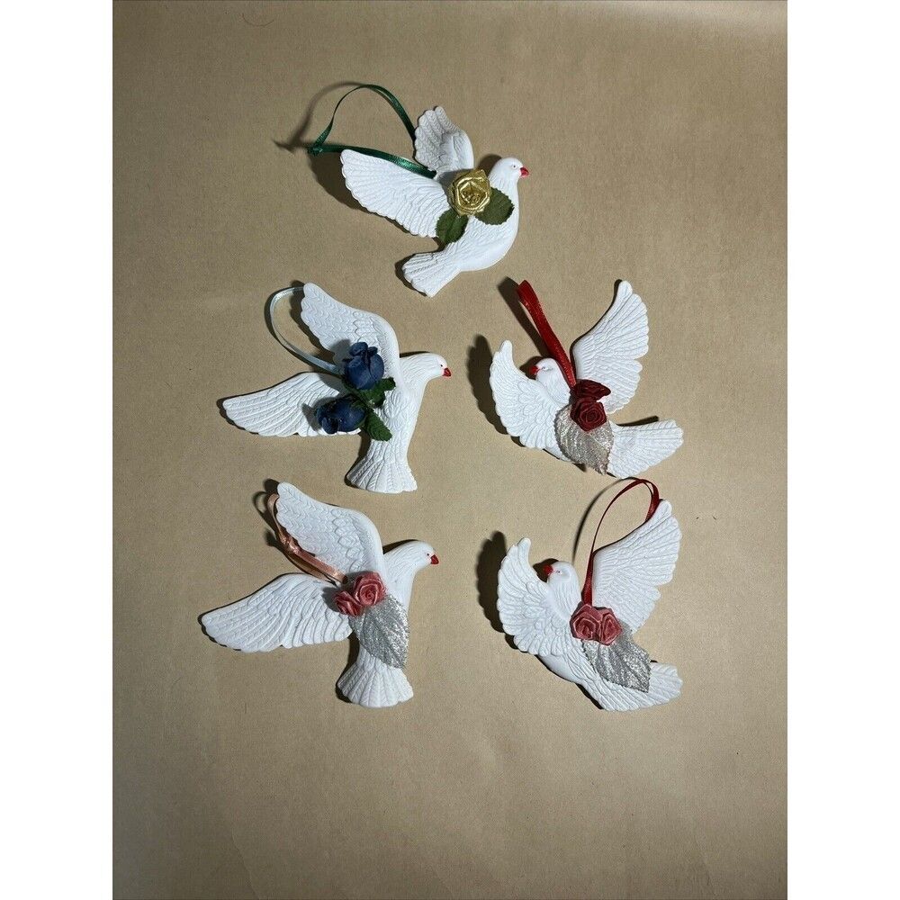 Vintage Lot Of 5 Hard Plastic‎ Turtle Dove Christmas Ornaments Wedding Decor